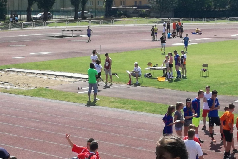 Športové súťaže / Atletika obvodné kolo