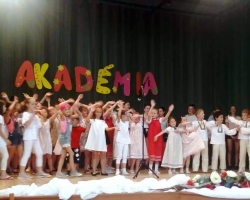 Akadémia